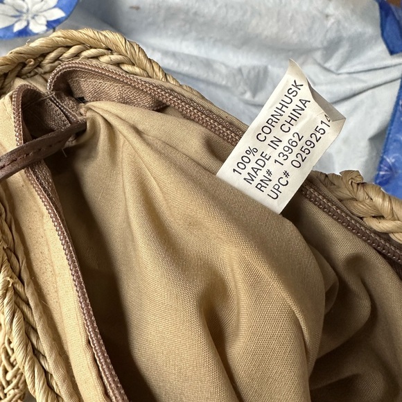 Straw corn husks hand woven tote - Picture 7 of 10